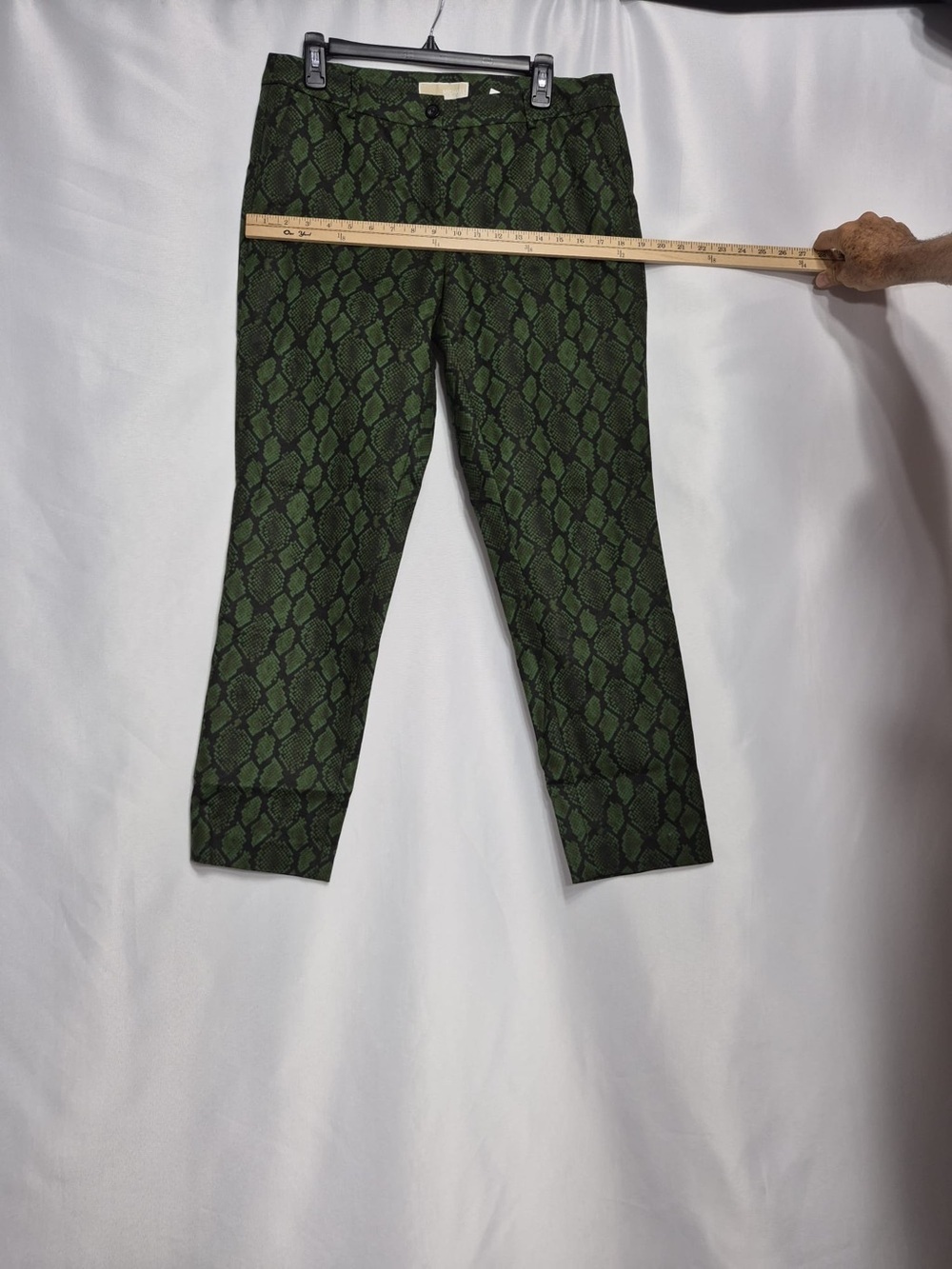 Michael kors Green Snake Print Men Pants size 10 pre owned Exellent condition - Picture 13 of 15